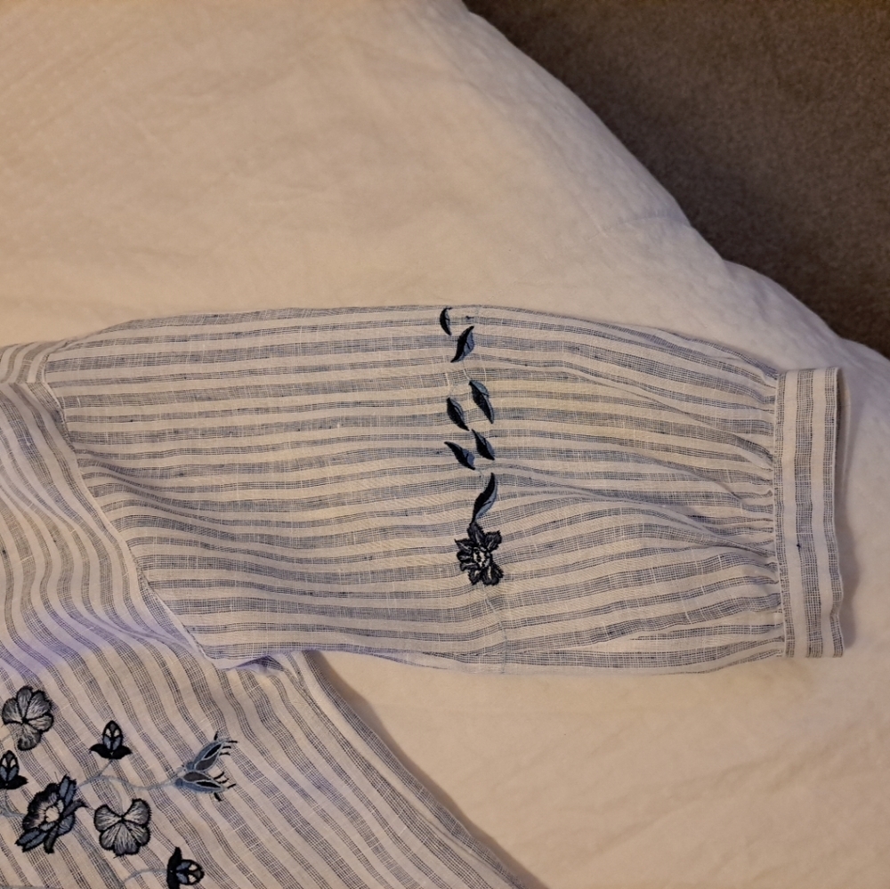 J. Jilll Love Linen Relaxed Popover Top In Cobalt And White Size M Excellent Con - Picture 3 of 9